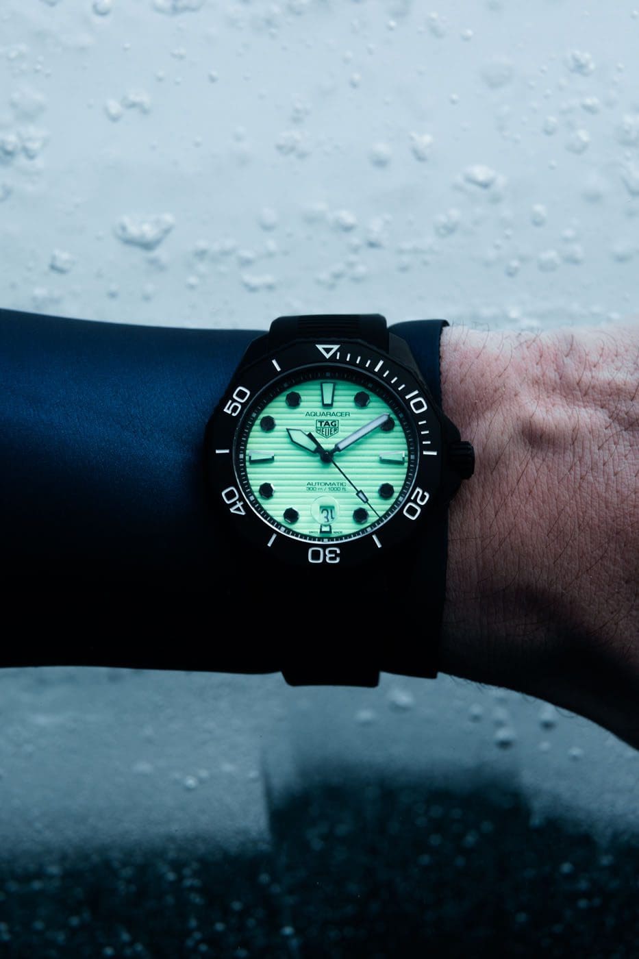 tag heuer night diver 1