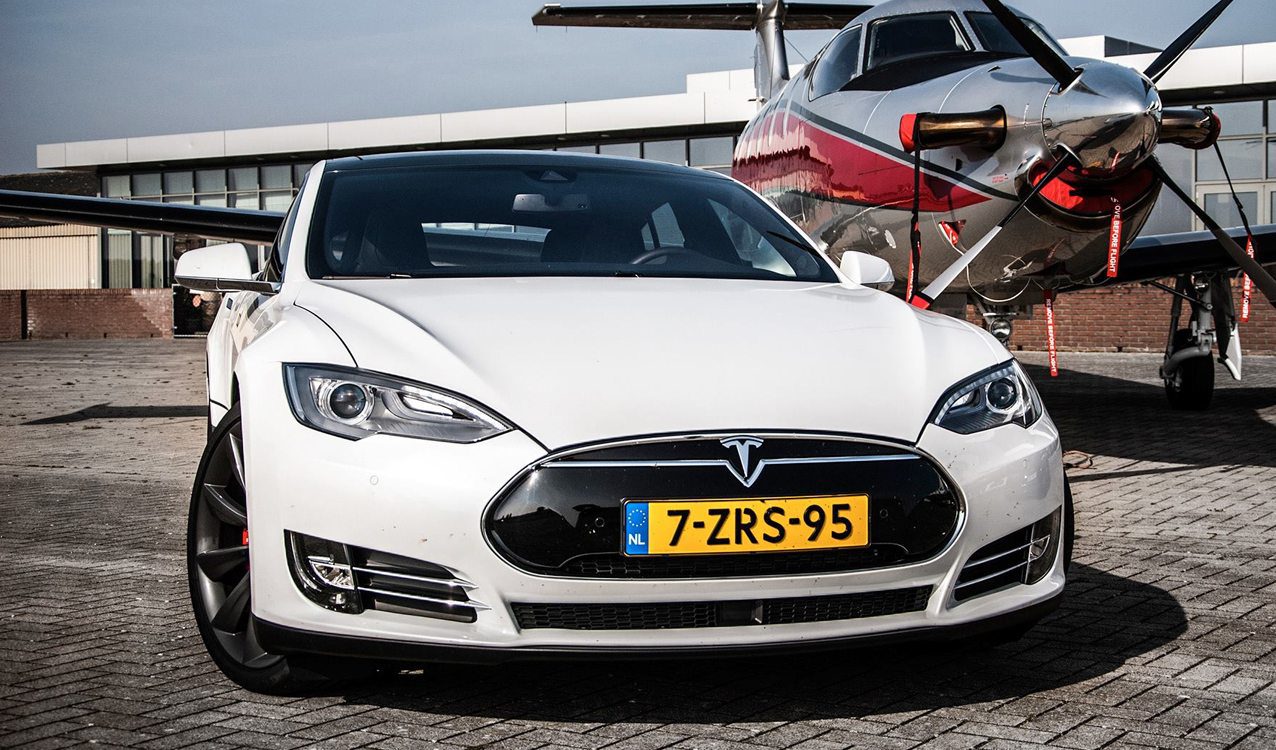 tesla-model-s-white-33116