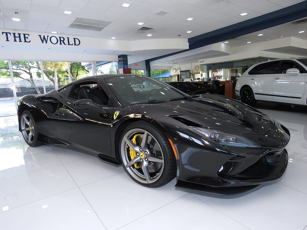 used-2020-ferrari-f8_tributo-coupe-9689-20028890-4-1024