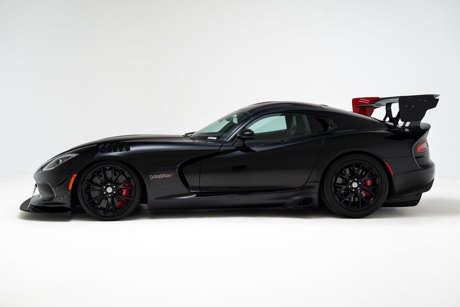 Rare Dodge Viper VoooDoo II Joins the docket on duPont REGISTRY Live as America Turns 250