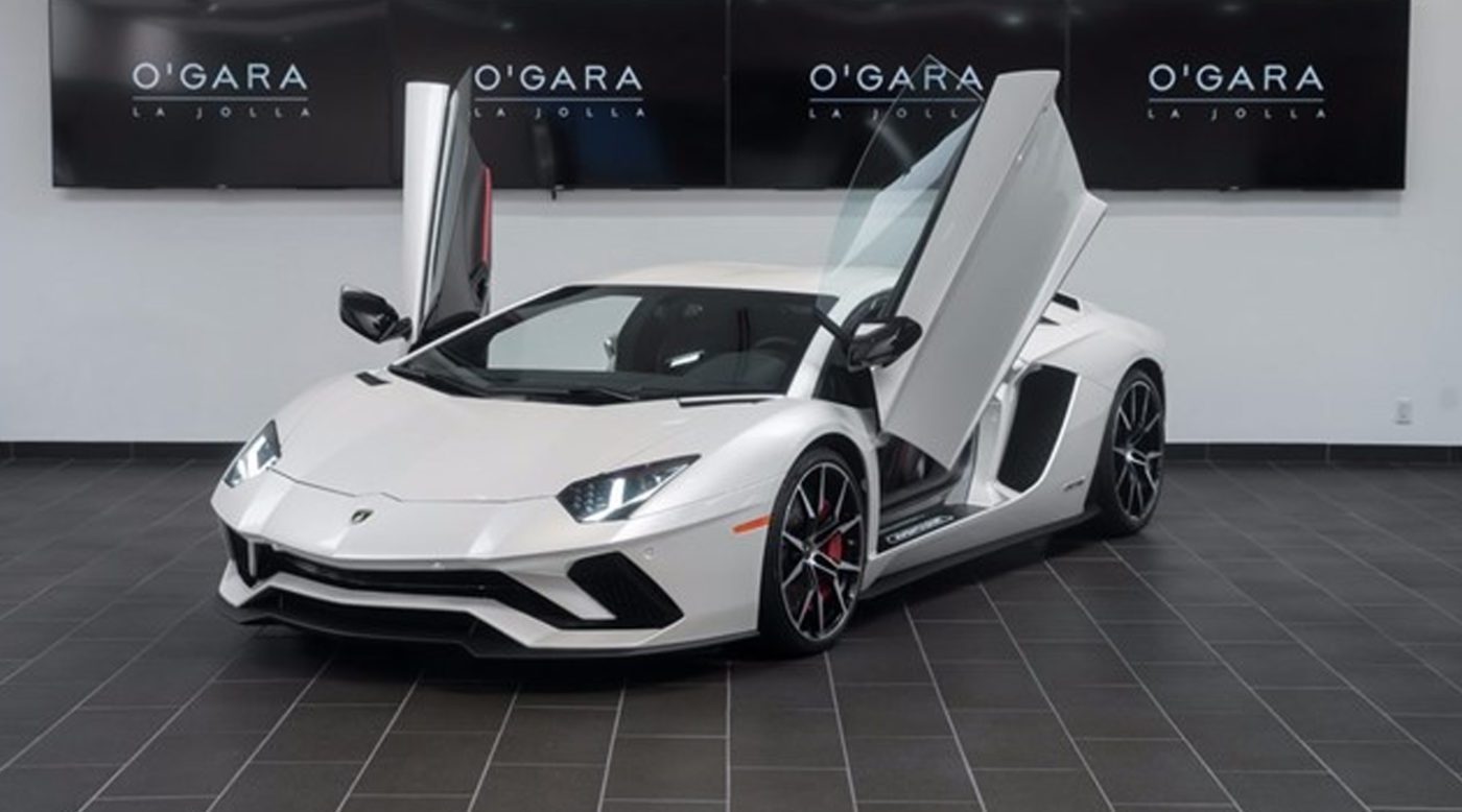 white_lamborghini_121317