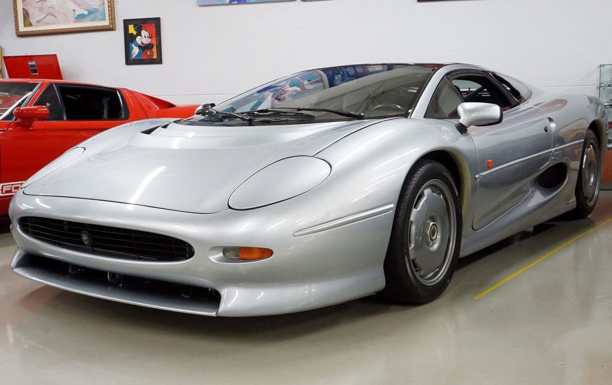 xj220 1
