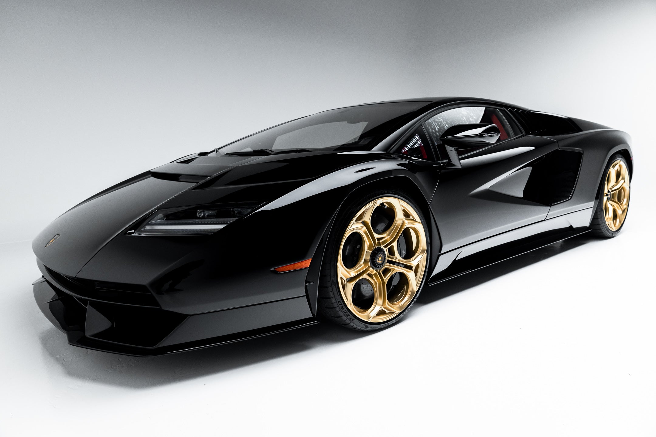 2022 Lamborghini Countach LPI 800-4 Being Auctioned by GAA Classic