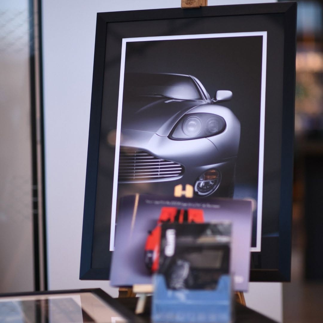Aston Martin Vanquish (detail) | Limited100
