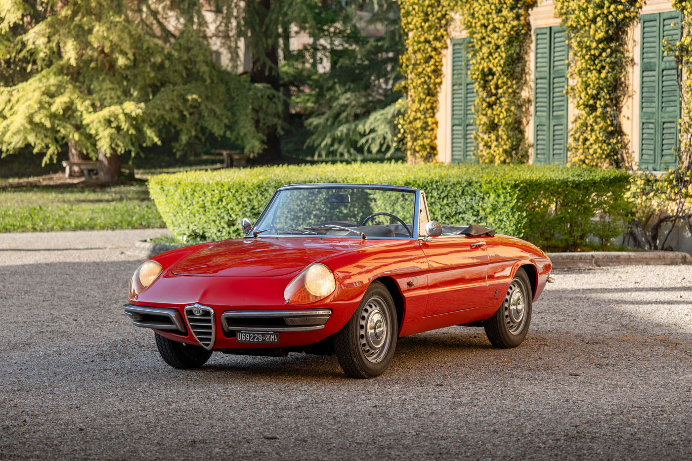 Alfa Romeo Celebrates The 60th Anniversary Of the “Duetto” Spider