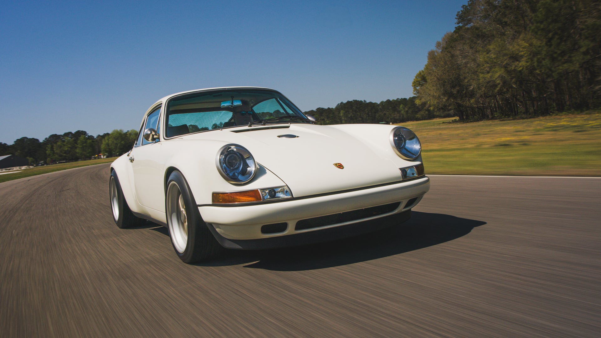 Porsche Air|Water Auction 2026: 1990 Porsche 911 Coupe Reimagined
