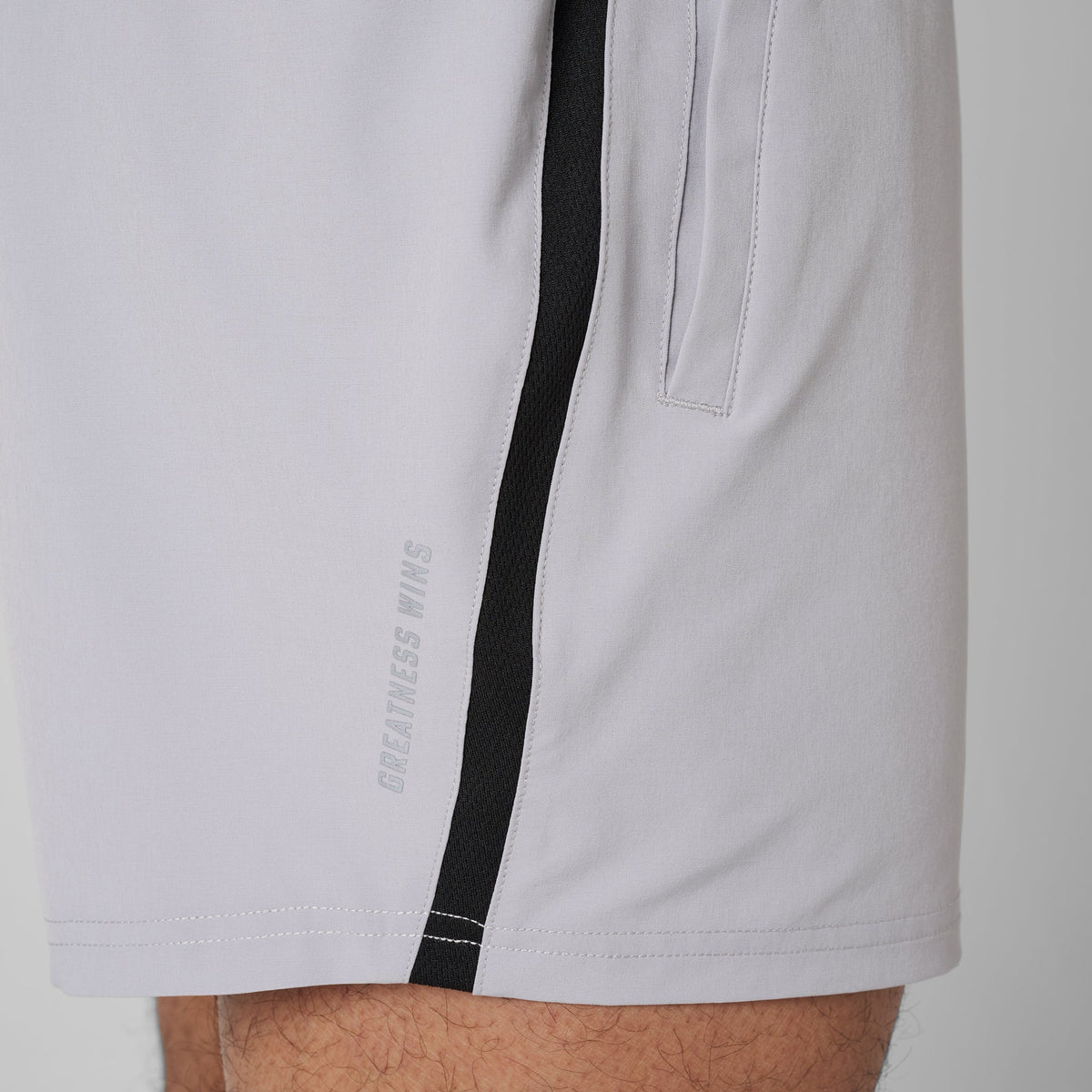 Core Tech 5" Short