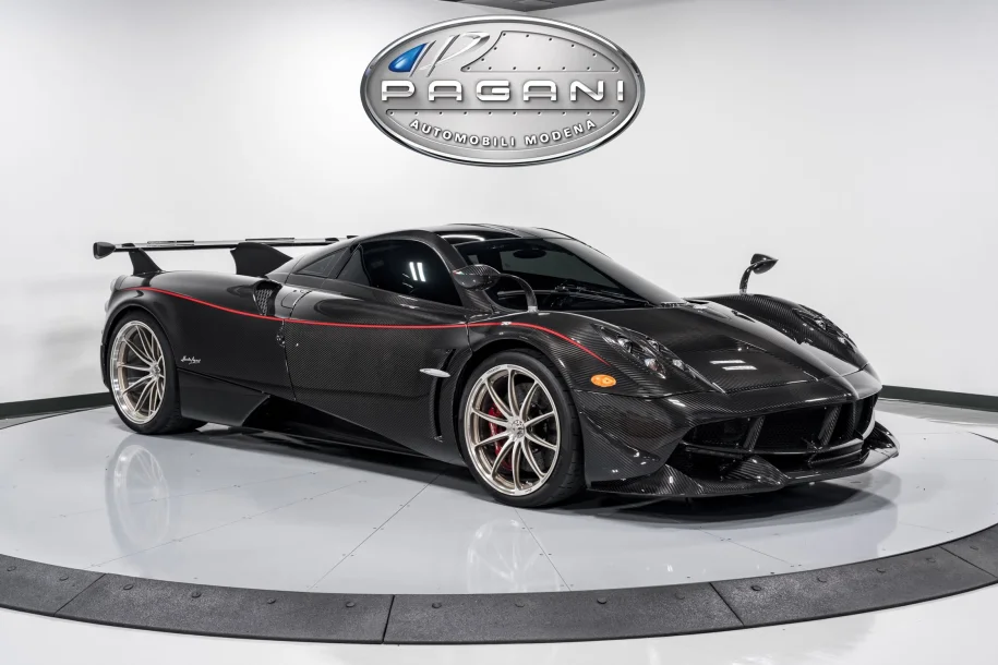 2014 pagani huayra 0 1333655952