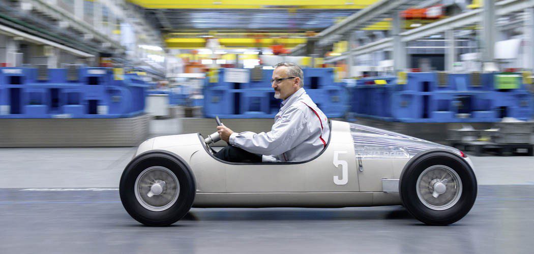 With a 3D printer, Audi Toolmaking has produced a model of the historical Grand Prix sports car “Auto Union Typ C” from the year 1936 on a scale of 1:2. For this purpose, a selective-sintering laser melted layers of metallic powder with a grain size of 15 to 40 thousandths of a millimeter. The process therefore allows the production of components with complex geometries, which with conventional methods could either not be produced or only with great difficulties.