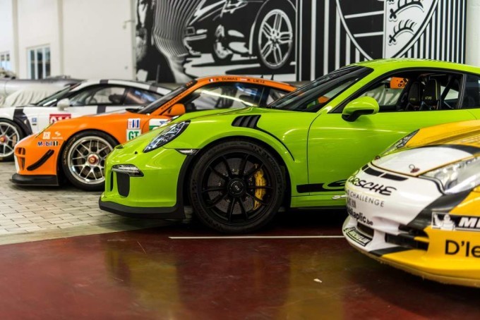 Birch Green Porsche 911 GT3 RS by Porsche Exclusive