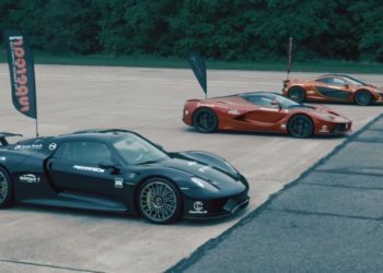 LaFerrari vs P1 vs 918 Spyder 0-186 mph Drag Race