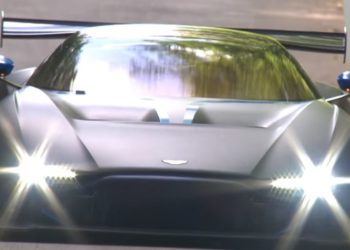 Listen to the Aston Martin Vulcan Being Unleashed