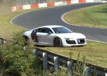 Audi R8 Almost Crashes at the Ring