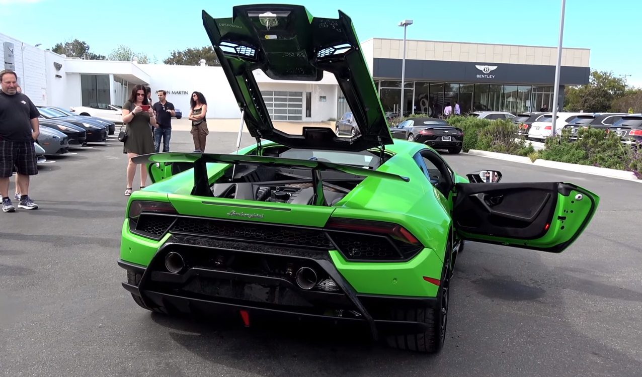 Lamborghini Huracan Performante Revving, Blows Our Minds