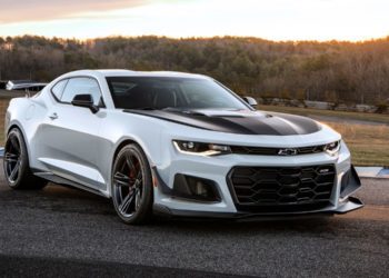 Rick Hendrick Buys First Camaro ZL1 1LE at Barrett-Jackson