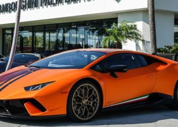 Arancio Anthaeus Lamborghini Huracan Performante for Sale