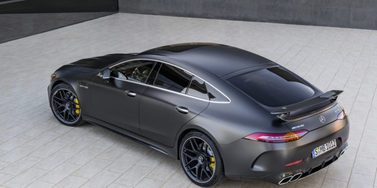 Mercedes-AMG GT 63 S 4MATIC+ 4-Türer Coupé, AMG Carbon-Paket, Exterieur: Außenfarbe: Graphitgrau magno, Rad: AMG Schmiederad im 7-Doppelspeichen-Design, Farbvariante schwarz, Kraftstoffverbrauch kombiniert: 11,2 l/100 km; CO2-Emissionen kombiniert: 256 g/km //
Mercedes-AMG GT 63 S 4MATIC+ 4-Door Coupé, AMG Carbon-packet,
Exterior: Exterior paint: graphite grey magno, Wheel: AMG Performance wheels in 7-double crossing design, colour variation black, Fuel consumption combined: 11,2 l/100 km; CO2 emissions combined: 256 g/km