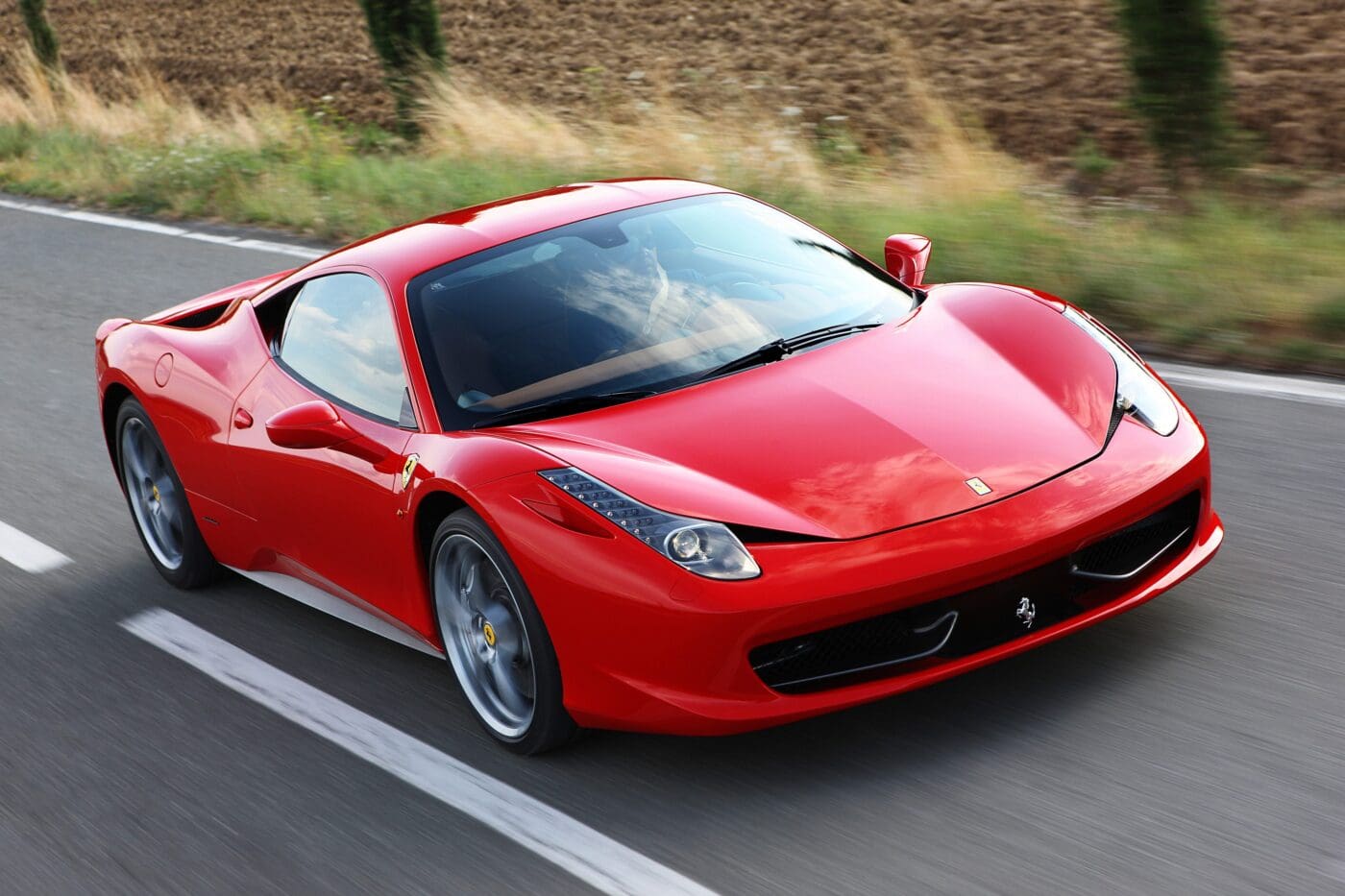 Ferrari 458 Italia Specs, Price, Photos & Review by duPont REGISTRY