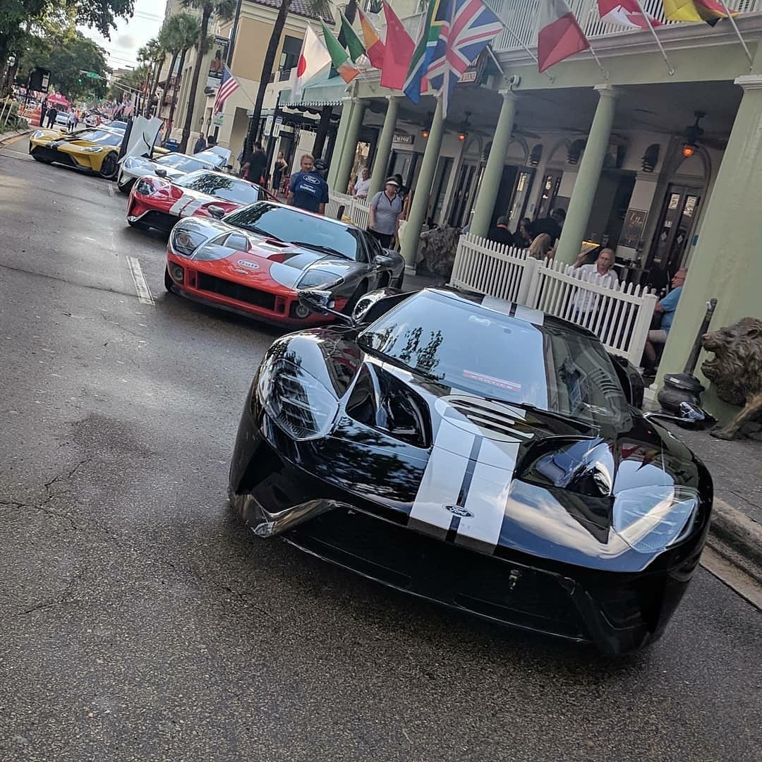 A LOOK INSIDE Past and Future of Exotics on Las Olas