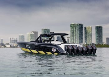 Mercedes-AMG und Cigarette Racing präsentieren das neue Rennboot 59’ Tirranna AMG Edition auf der Miami Boat Show 2020 // Mercedes-AMG and Cigarette Racing present the all-new 59’ Tirranna AMG Edition at the 2020 Miami Boat Show