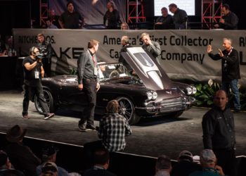 Leake Auctions Offers Online Assistance to Collector Car Community