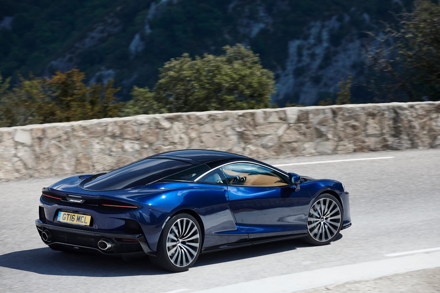 McLaren GT Price, Specs, Review & Photos
