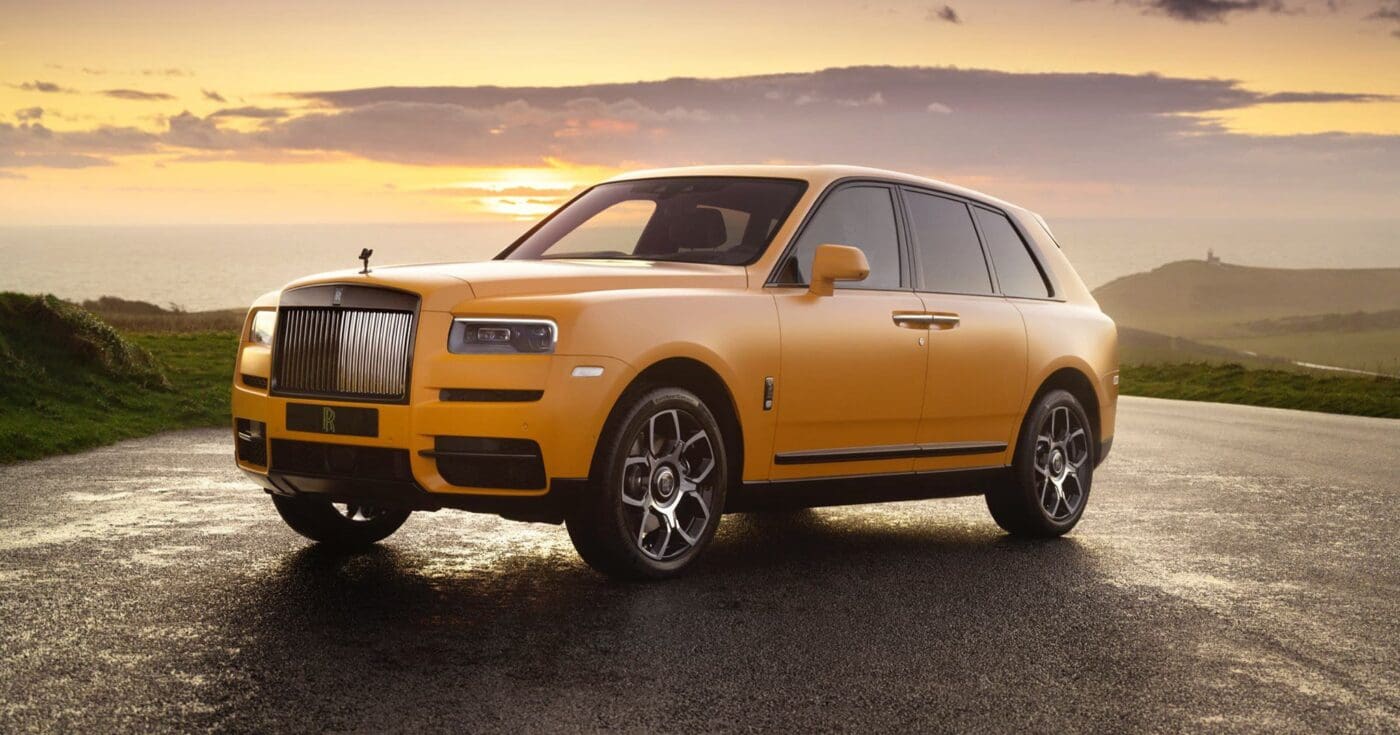 Rolls Royce Cullinan SUV unveiled