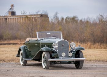 1932 Cadillac V 16 Convertible Coupe by Fisher 0