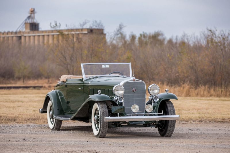 1932 Cadillac V 16 Convertible Coupe by Fisher 0