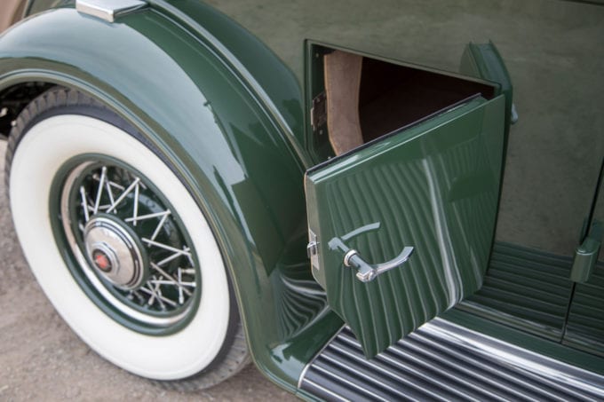 1932 Cadillac V 16 Convertible Coupe by Fisher 33
