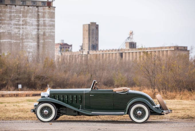 1932 Cadillac V 16 Convertible Coupe by Fisher 4