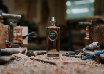 Morgan Piston Gin press 02 optimised