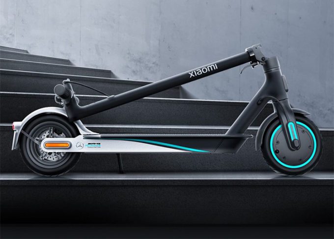 New Mi Electric Scooter Pro 2 - Mercedes-AMG Petronas F1 Team Edition 