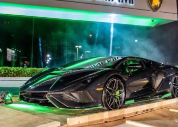 lamborghini sian main