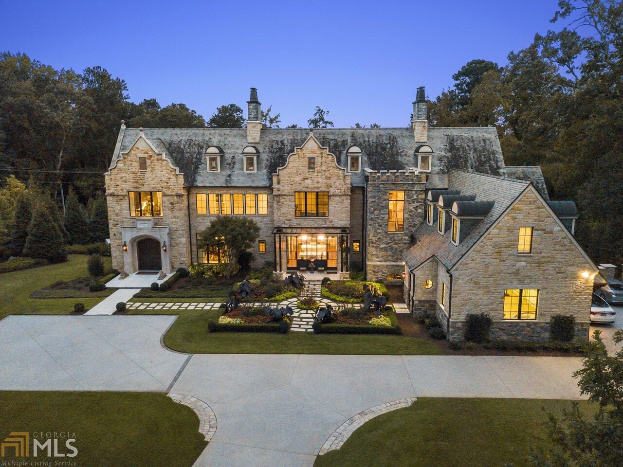 Mansion Monday: Top 5 Mansions of the Week