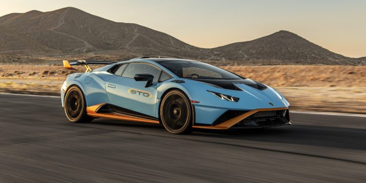 Huracán STO 8