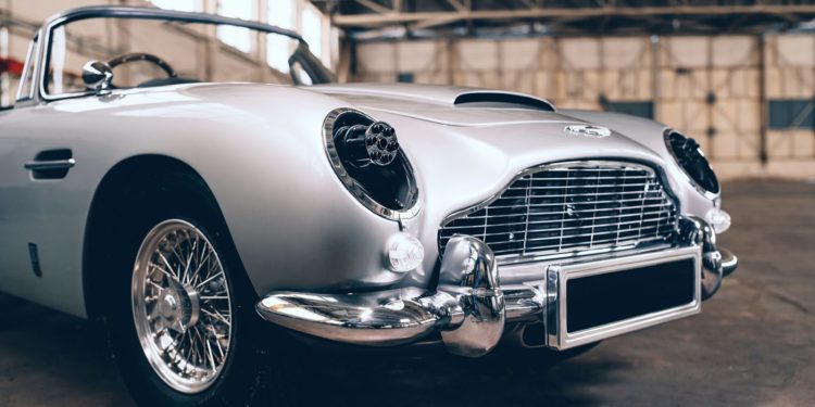 astonmartindb5junior 1