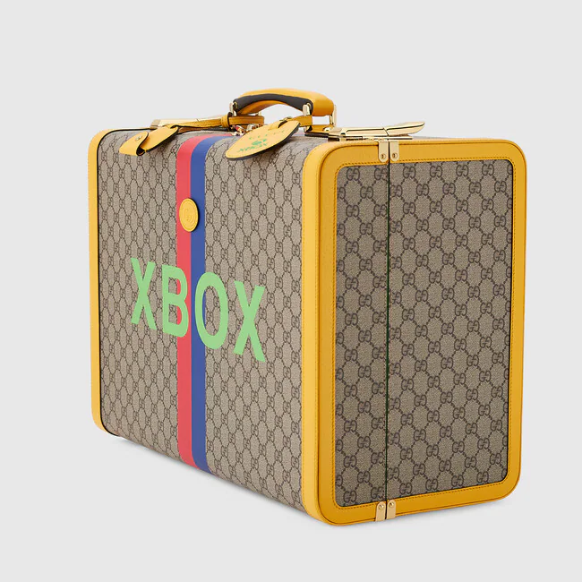 Unveiling the Gucci Xbox Bundle in a special video created with HYPEBEAST.  - Gucci Stories