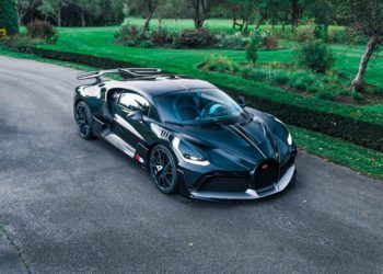Bugatti Divo DuPont 4