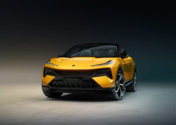 03 Lotus Eletre Yellow Studio F78