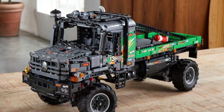 Lego MB Zetros Main