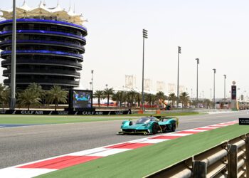 Valkyrie AMR Pro Bahrain 2022 01