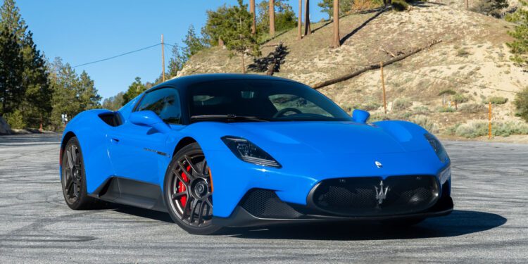 2022 maserati mc20 1