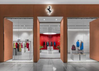 2200109 brand Ferrari Aventura Miami