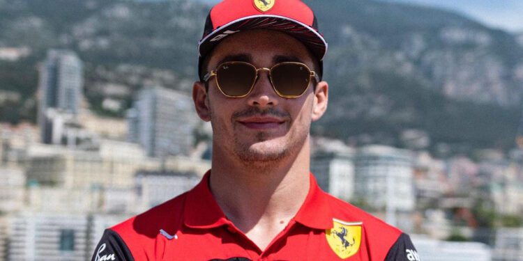 Ferrari x Ray Ban Main