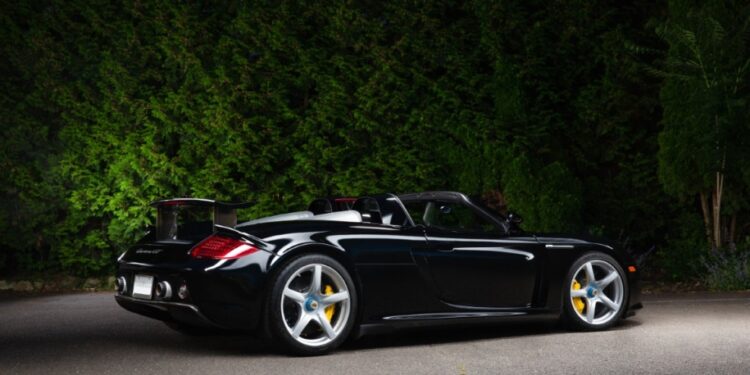 2005 Porsche Carrera GT 0 1827054370