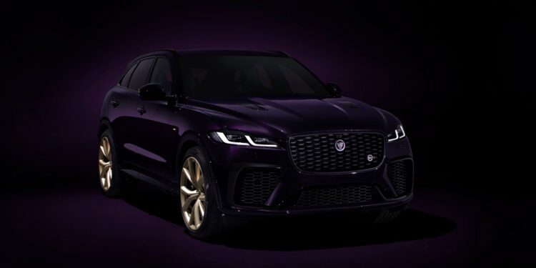 Jag F PACE 23MY SVREdition1988 010622 01
