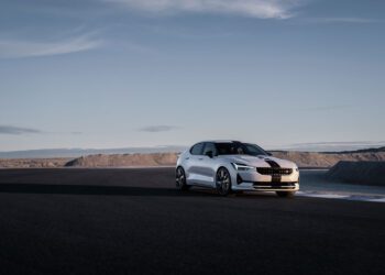 Polestar 220303 1604 v003