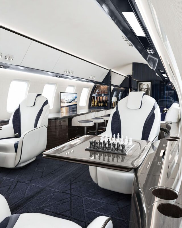 Officina Armare Bombardier Global 6000 Main Saloon Lounge 2