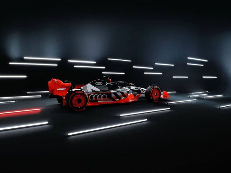 10116 ShowcarwithAudiF1launchlivery